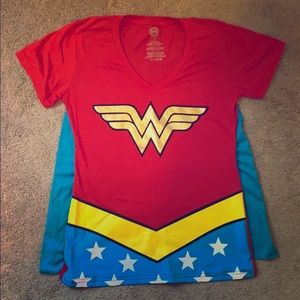 Wonder Woman Halloween costume tshirt with cape